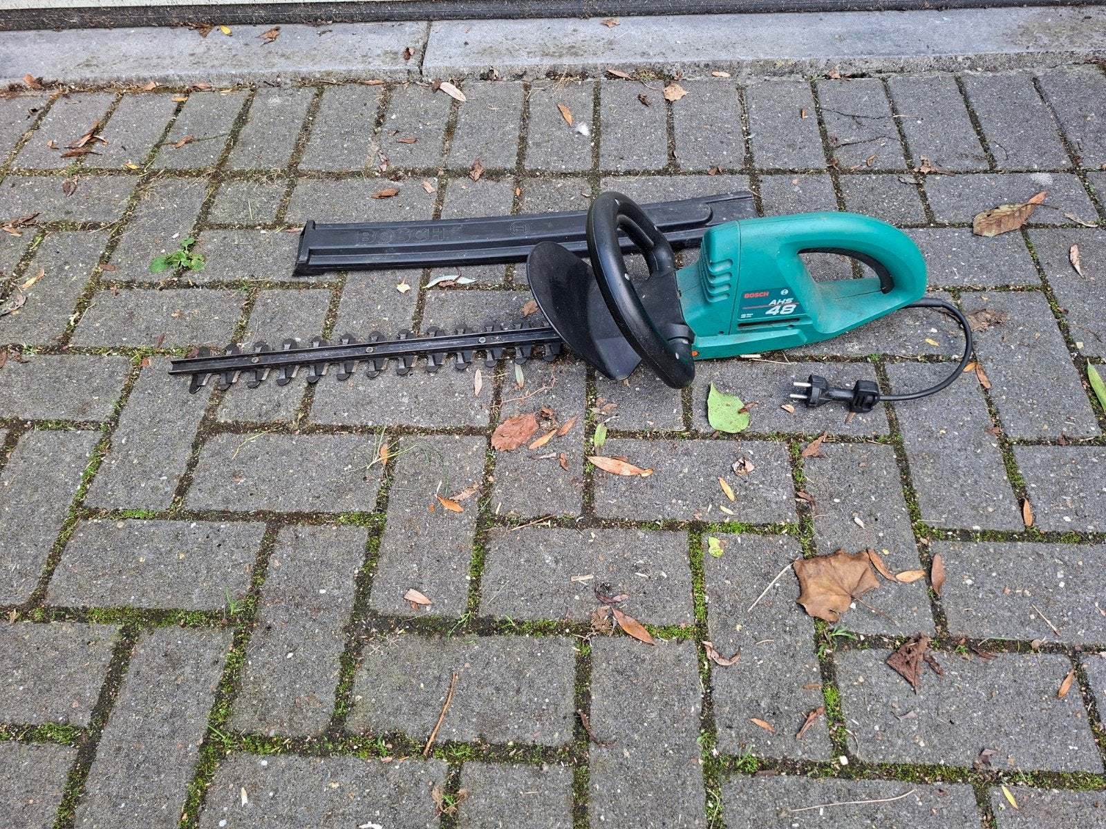 Bosch heggeschaar AHS 48, Tuin en Terras, Ophalen, Gebruikt, Elektrisch, Bosch