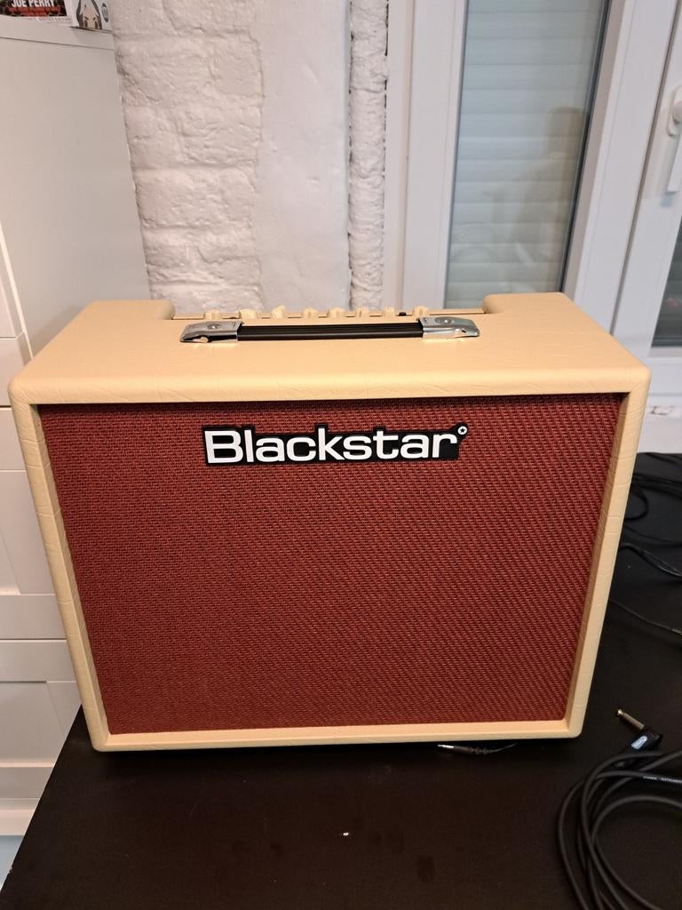 Blackstar Debut 50R Cream Oxblood, Muziek en Instrumenten, Versterkers | Bas en Gitaar, Ophalen, Nieuw, Gitaar, 50 tot 100 watt