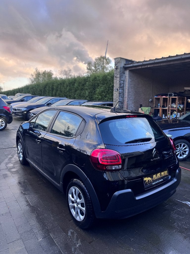 Citroën C3 2021, Voorwielaandrijving, Stof, 4 cilinders, Zwart
