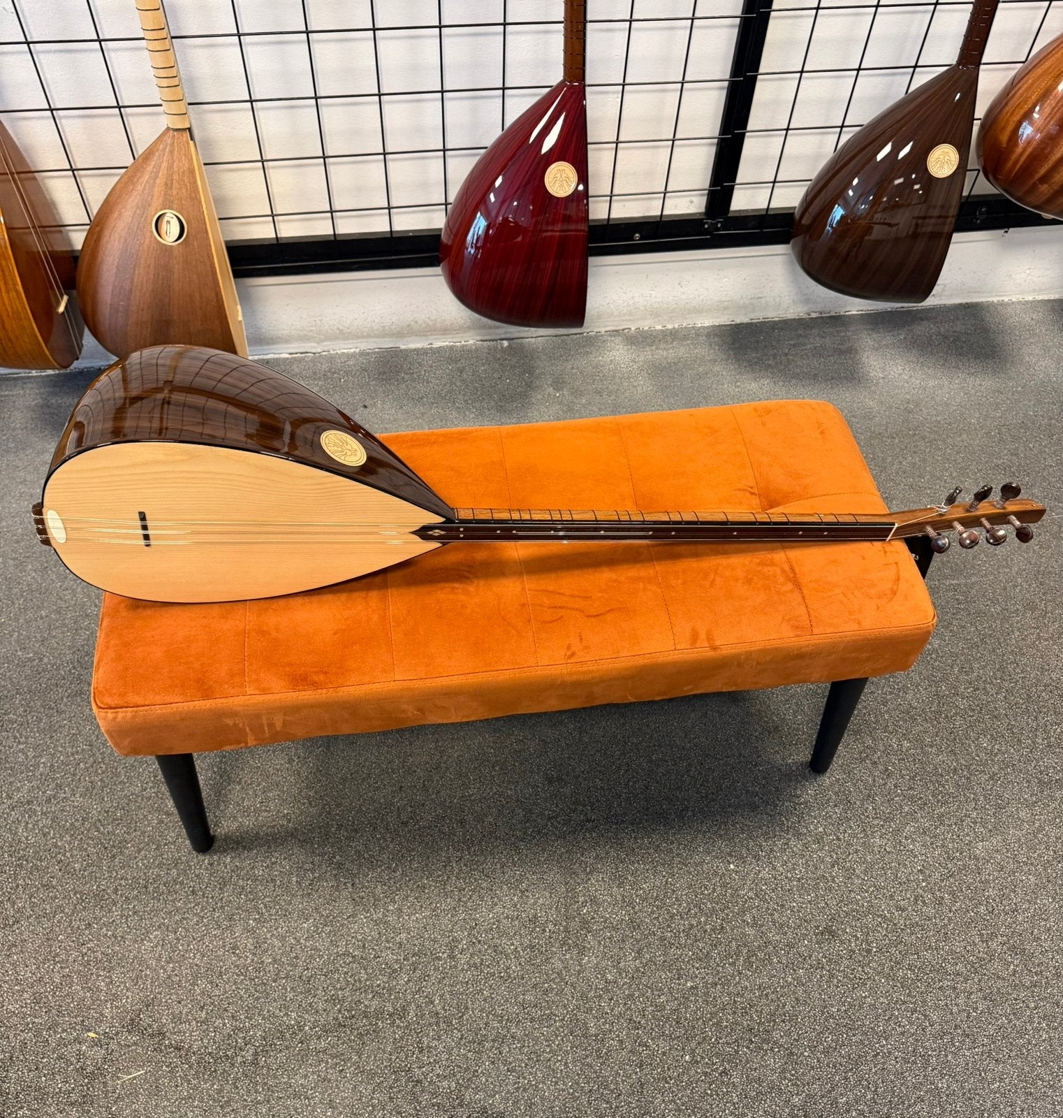 saz orta kalite uzun sap diğer resimler için>>>, Muziek en Instrumenten, Instrumenten | Onderdelen, Ophalen of Verzenden, Nieuw