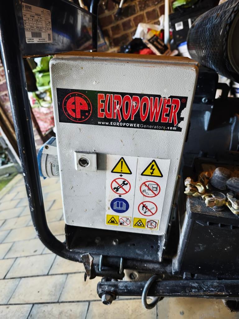 Groupe Électrogène EUROPOWER EP10000E - Moteur Honda GX630 V, Bricolage & Construction