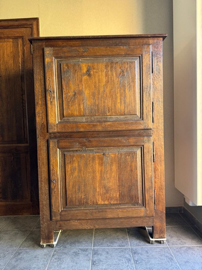 Armoire en chêne massif, Maison & Meubles, 25 à 50 cm, Avec porte(s), 100 à 150 cm, Utilisé