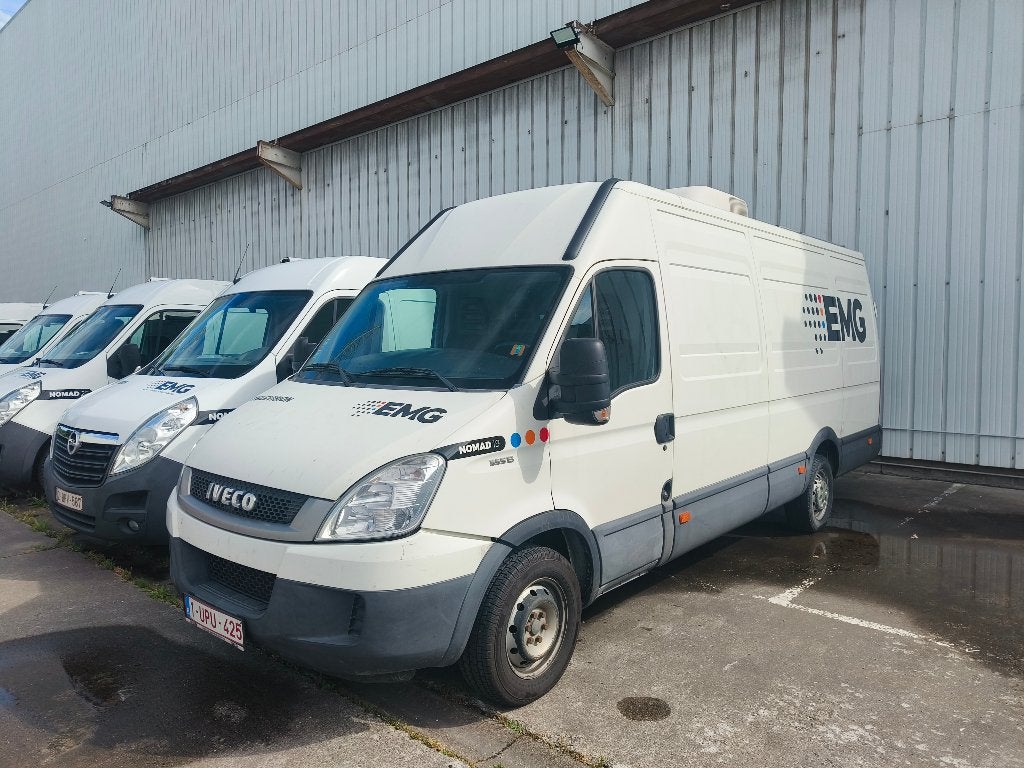 Iveco Daily 2011 met 118.176km, Auto's, Bestelwagens en Lichte vracht, Euro 5, 93 kW, 2287 cc, Iveco