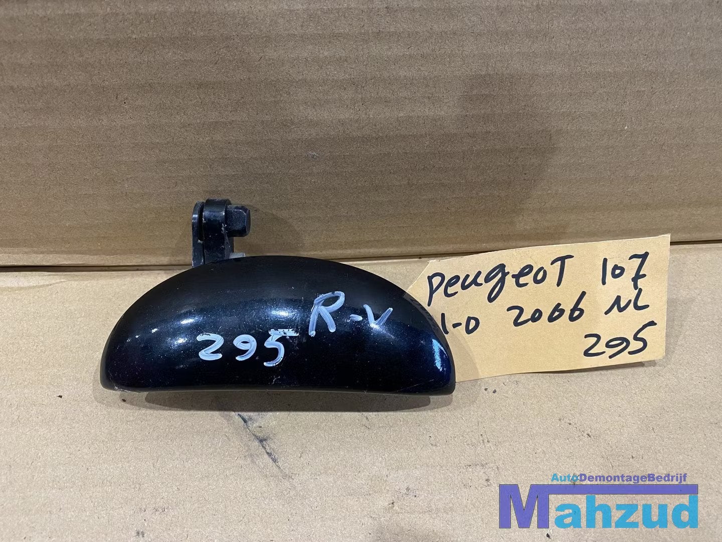PEUGEOT 107 deurgreep buiten zwart EXZ 05-14, Taurusavenue 1
2132 LS  Hoofddorp, NL, Contact.group@renault.com, Stellantis N.V.