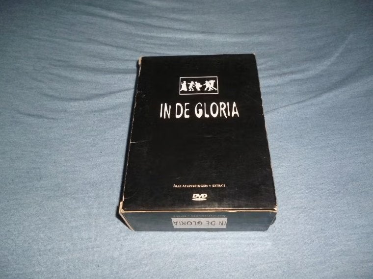 In de gloria, Ophalen