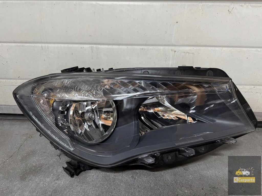 Mercedes CLA W117 W 117 rechterlamp Normaal, Gebruikt, Mercedes-Benz AG, Mercedes-Benz, Mercedesstrasse 120
70372  Stuttgart, DE