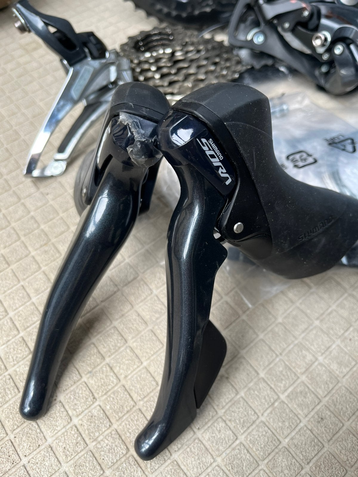 NOUVEAU GROUPE SORA 9V
