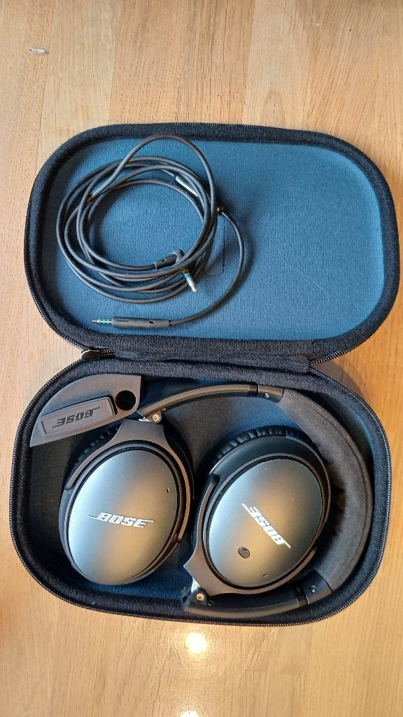 Bose QC25 headphones (1e), Audio, Tv en Foto, Hoofdtelefoons, Ophalen of Verzenden, Zo goed als nieuw, Over oor (circumaural)