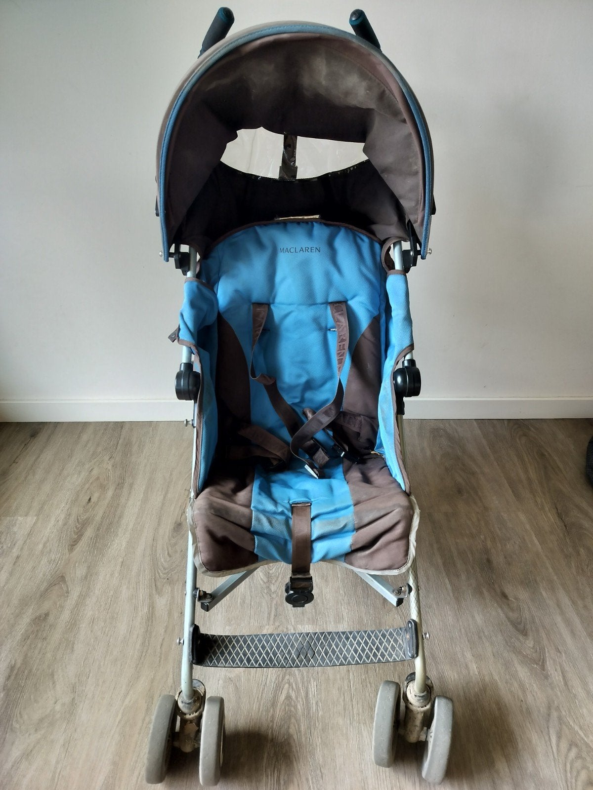 Maclaren buggy, Enlèvement, Maclaren