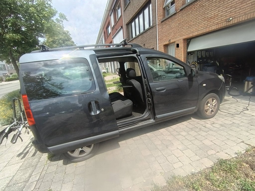 Dacia Dokker, Auto's, Dacia, Voorwielaandrijving, 75 kW, 4 cilinders, 1600 cc