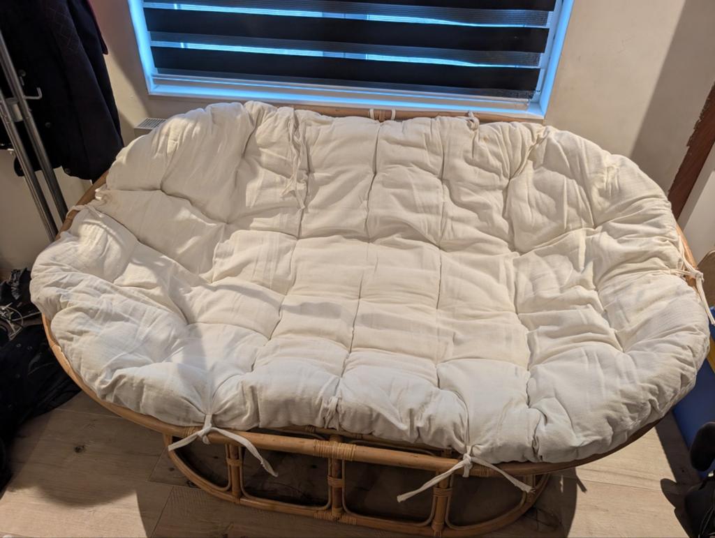 Fauteuil en osier – grande taille – excellent état, Extérieur