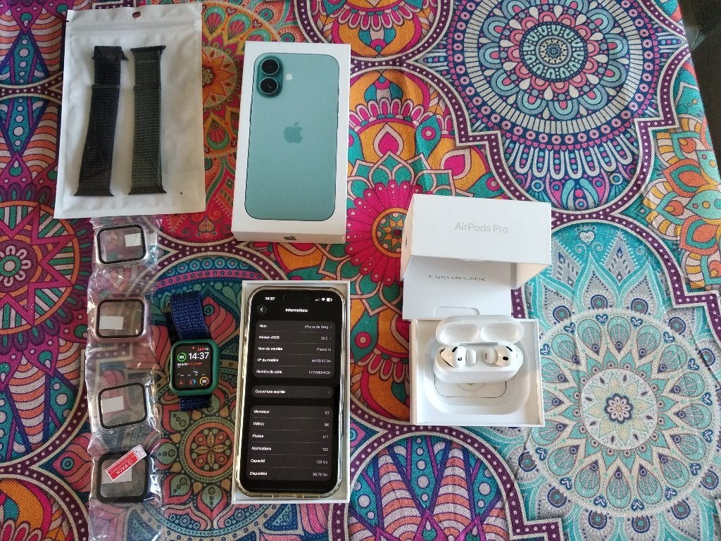 LOT  iPhone 16 128Go + AirPods Pro 3 + Apple Watch S6 !, Télécoms, Enlèvement, Comme neuf, IPhone 16