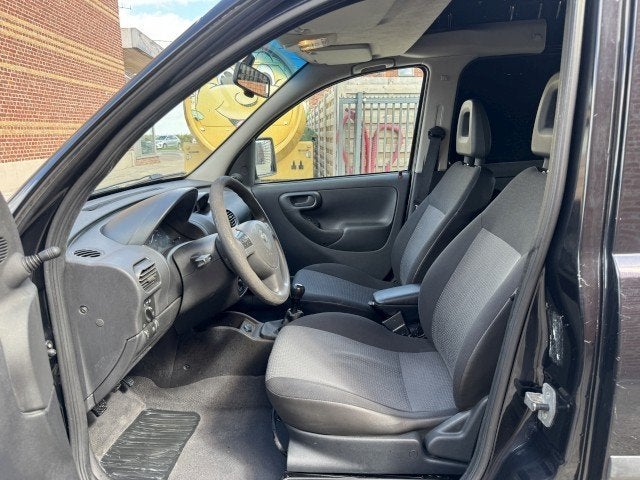 Attelage « cargo léger » Opel Combo 1.7 ctdi, clim,  2012, Achat, 140 g/km, Entreprise, 2 places