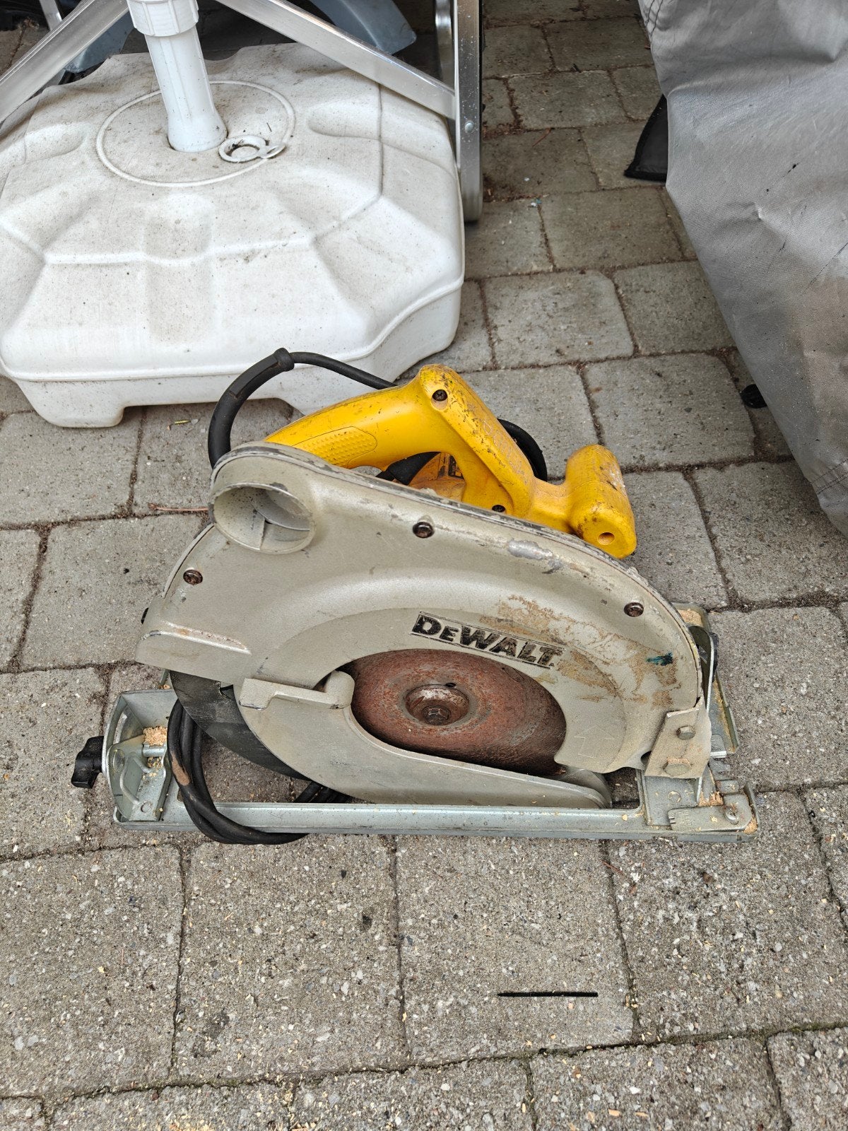 DeWalt cirkelzaag, Doe-het-zelf en Bouw, Ophalen of Verzenden, Gebruikt, Cirkelzaag