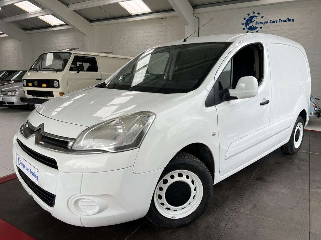 Citroën Berlingo 1.6 HDI 75CH 1ÈRE MAIN DISTRIB OK GAR 12M, Achat, Entreprise, Boîte manuelle, Noir