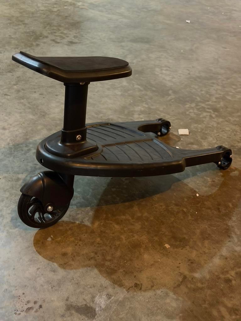 Aanhangstoeltje buggy, Ophalen, Zo goed als nieuw