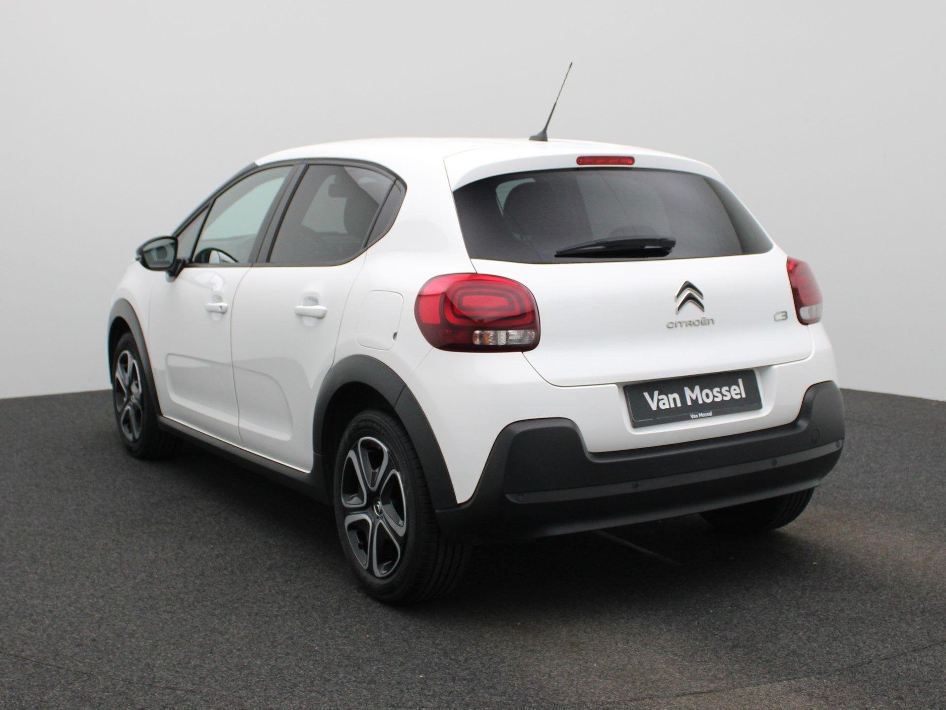 Citroën C3 1.2 PureTech 82 S&S MAN Feel | PDC A | Carplay |, Voorwielaandrijving, Wit, https://public.car-pass.be/vhr/2209a11e-495a-4c6e-8d60-90ea52eb7d0e
