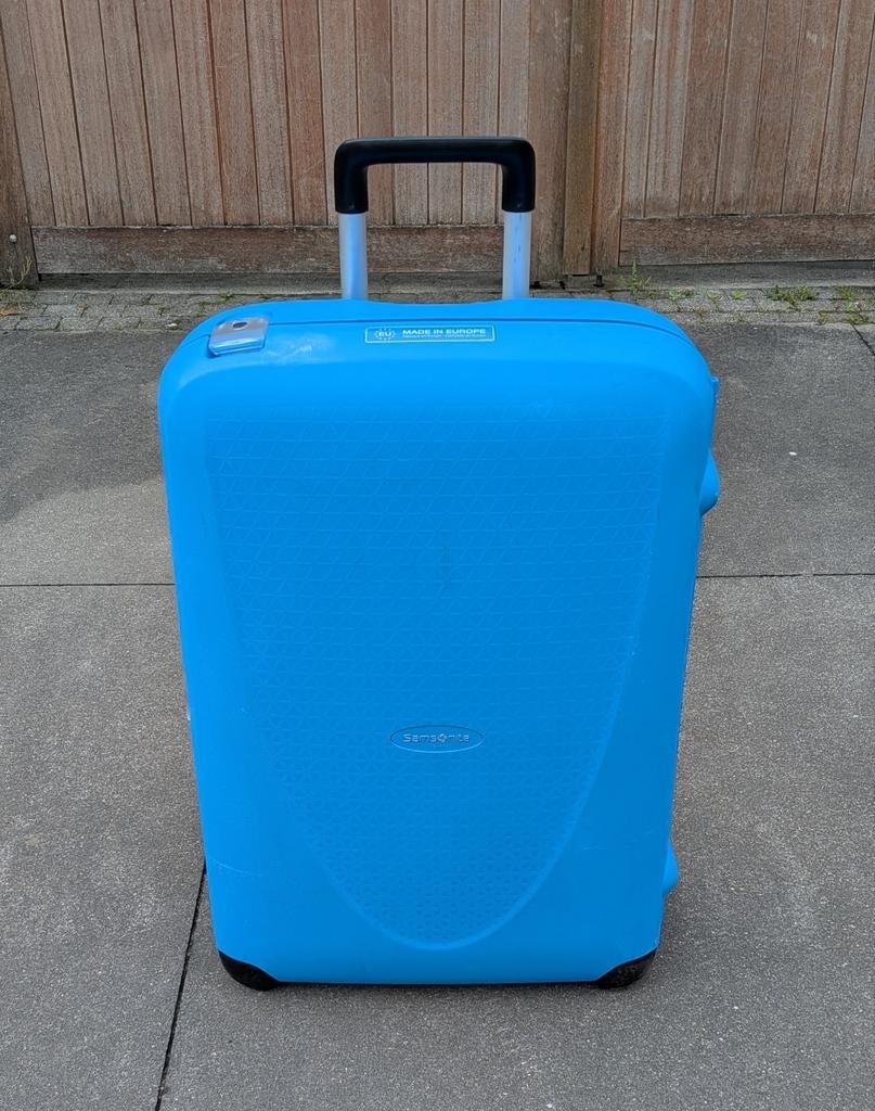 Samsonite koffer met TSA goedgekeurd slot, Ophalen, Slot