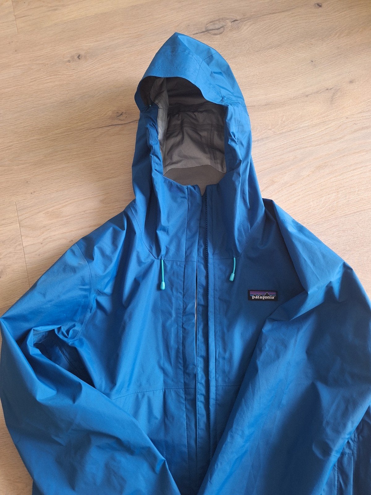 Patagonia torentshell regenjas blauw. Small. Heren, Ophalen