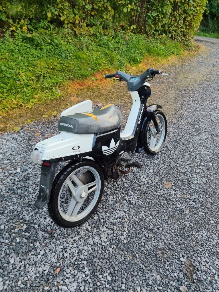 HONDA WALLAROO Classe A – 1998 – PAPIERS D'ORIGINE + Pièces, Vélos & Vélomoteurs, Autres modèles, Enlèvement ou Envoi, Utilisé