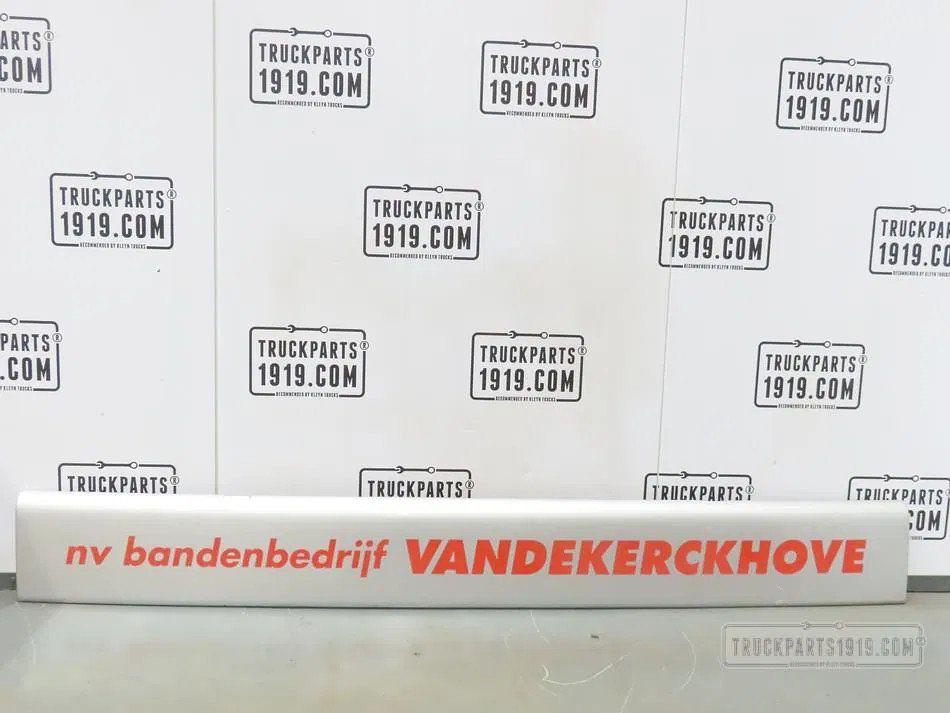 DAF 1400005 Afdekplaat grill DAF XF95, Enlèvement, Utilisé, DAF, Carrosserie et Tôlerie