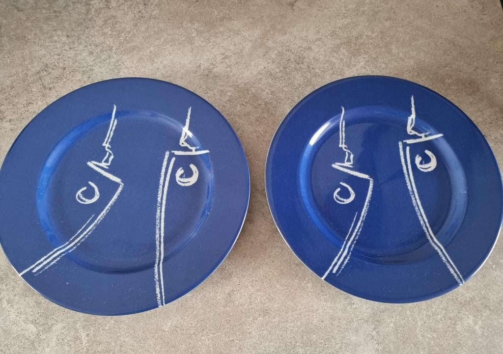Kunst aan tafel - 2 borden Rik Delrue, Ophalen