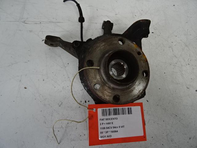 MOYEU DE ROUE AVANT DROIT Fiat Seicento (187), Utilisé, Fiat