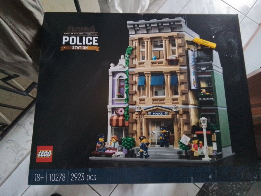Bureau de police de Lego Creator, Enlèvement ou Envoi, Lego, Ensemble complet, Non ouvert/scellé