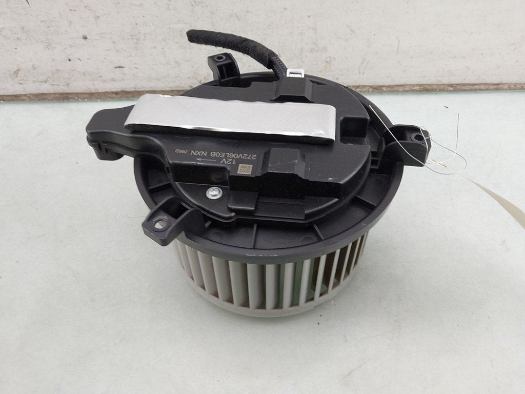 VENTILATEUR RADIATEUR MOTEUR Nissan X-Trail (T33), Germany@nissan-services.eu, Kronenweg 38
50389  Wesseling, DE, Utilisé, Nissan
