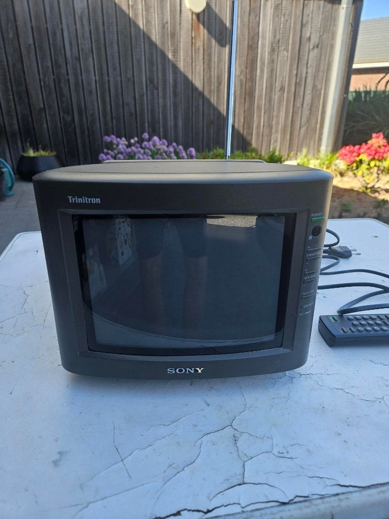 Sony Trinitron KV-9MD1 MT CRT TV – Afstandsbediening, Ophalen, Zo goed als nieuw, Minder dan 40 cm, Sony