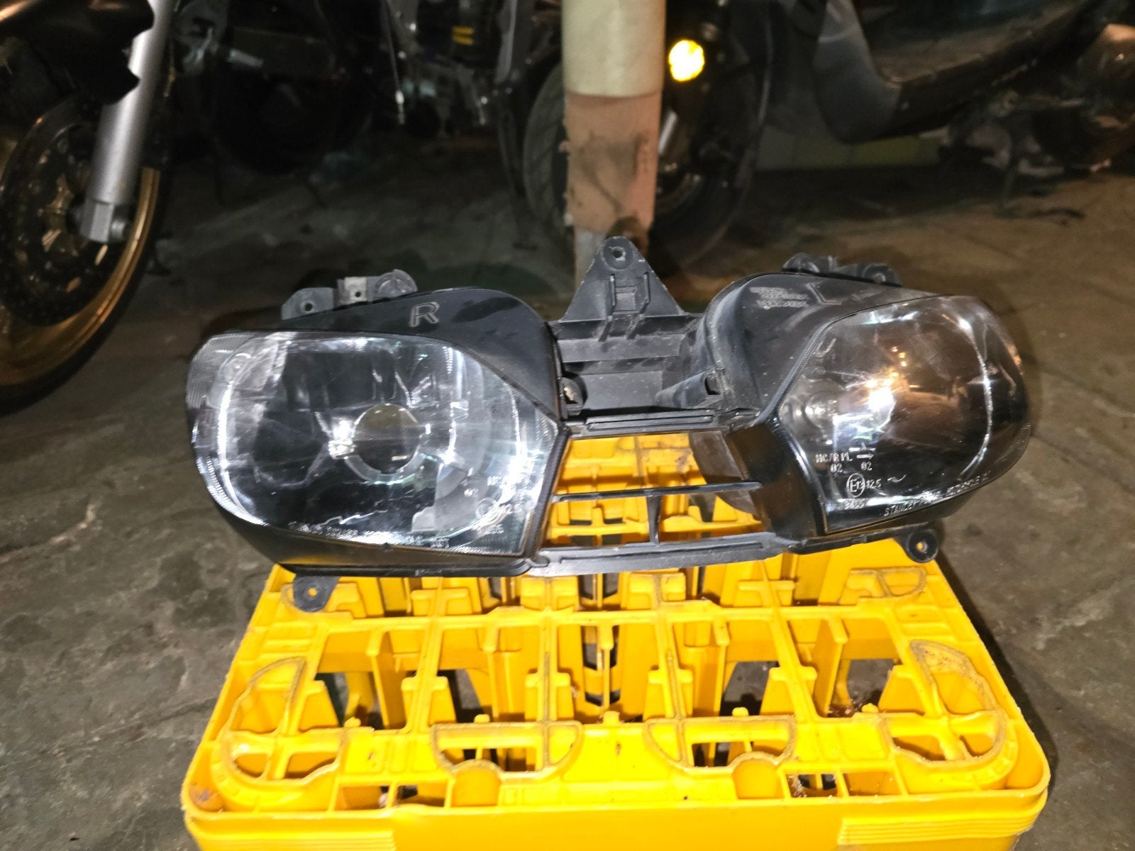 Koplamp Yamaha yzf r6 1999-2002, Motoren, Ophalen of Verzenden