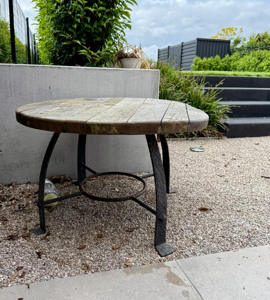 Gratis houten tafel met gietijzeren onderstel, Enlèvement, Comme neuf