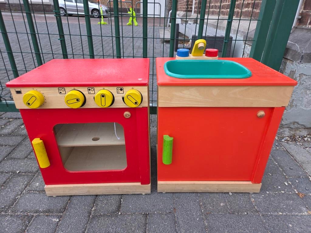 2 poppenhoek kastjes 2 voor 25 euro, Ophalen