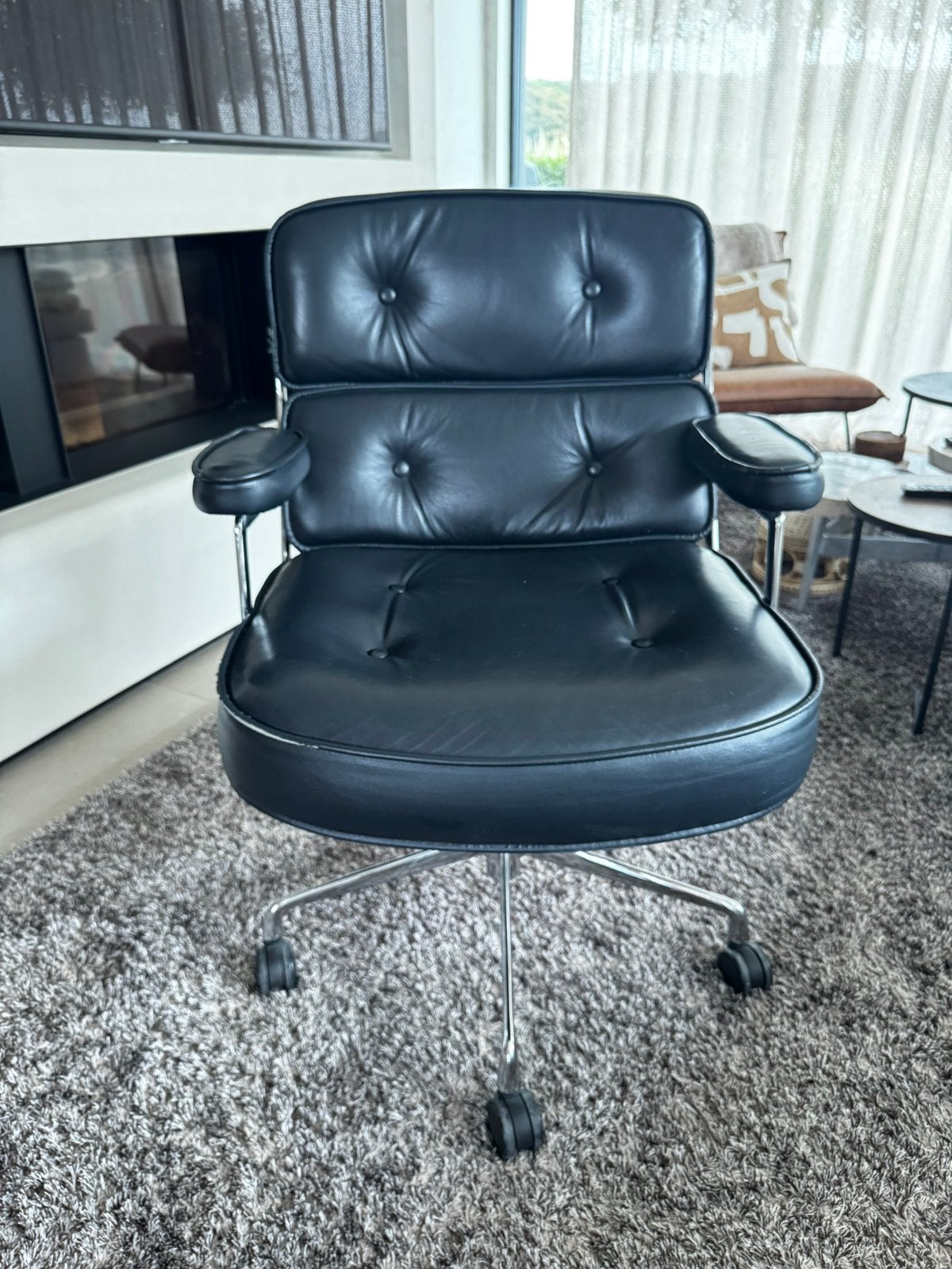 Fauteuil de bureau en cuir noir au design vintage, Enlèvement, Utilisé, Chaise de bureau, Ergonomique