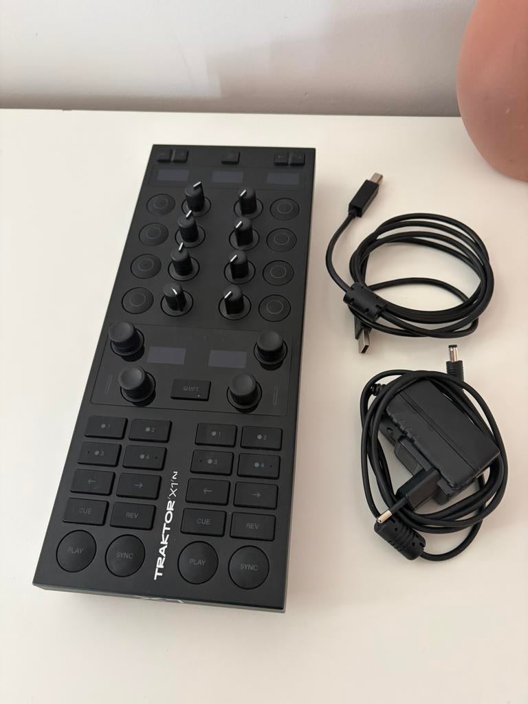Traktor Kontrol X1 Mk3, Enlèvement, Comme neuf