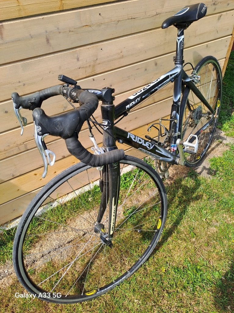 Ridley koersfiets, Ophalen, Gebruikt, Velgrem, 15 tot 20 versnellingen