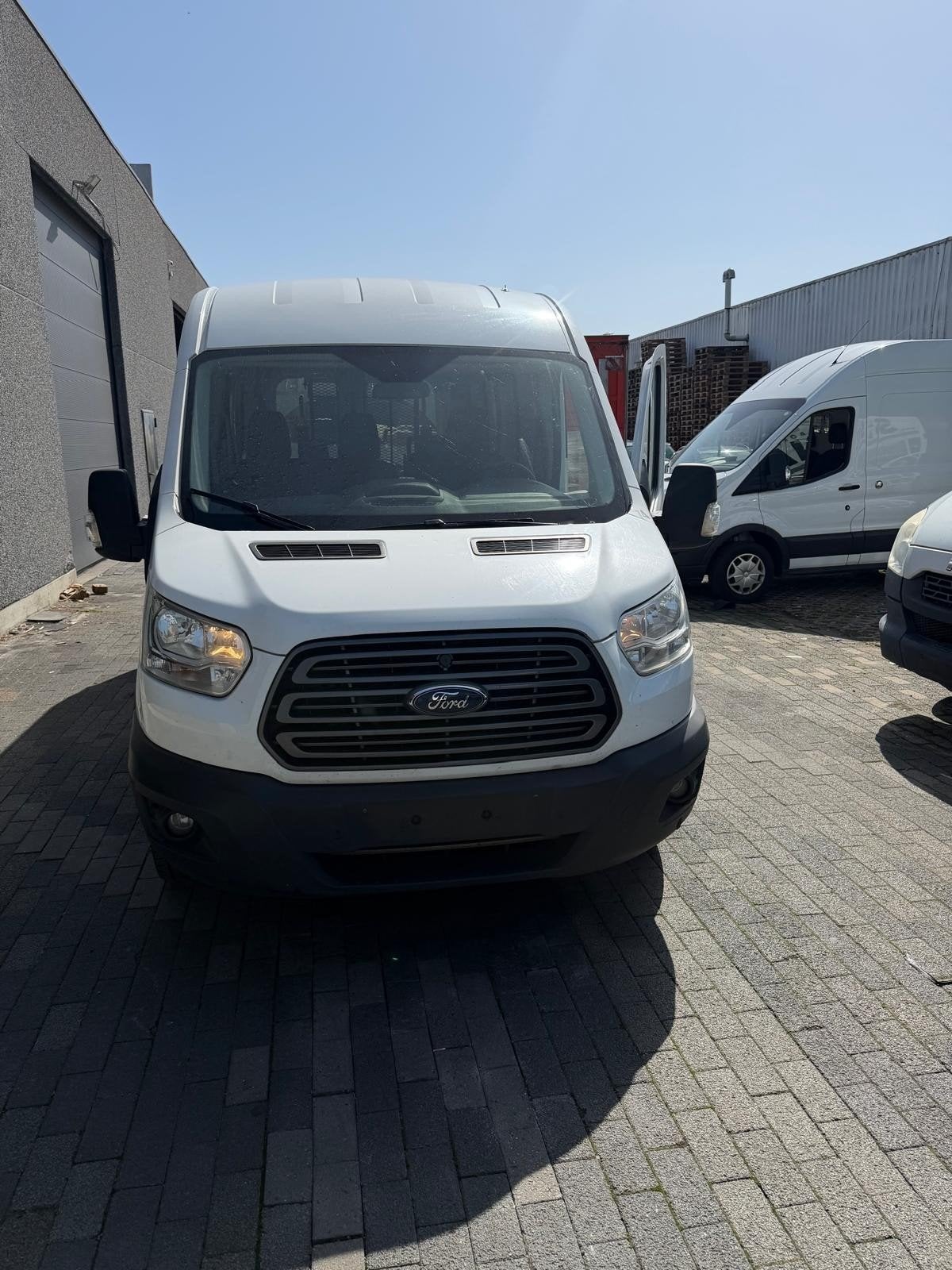 FORD TRANSIT 2.0TDCI LAADLIFT 2017 350000KM PROBLEEM TURBO, Voorwielaandrijving, Stof, Euro 6, Wit