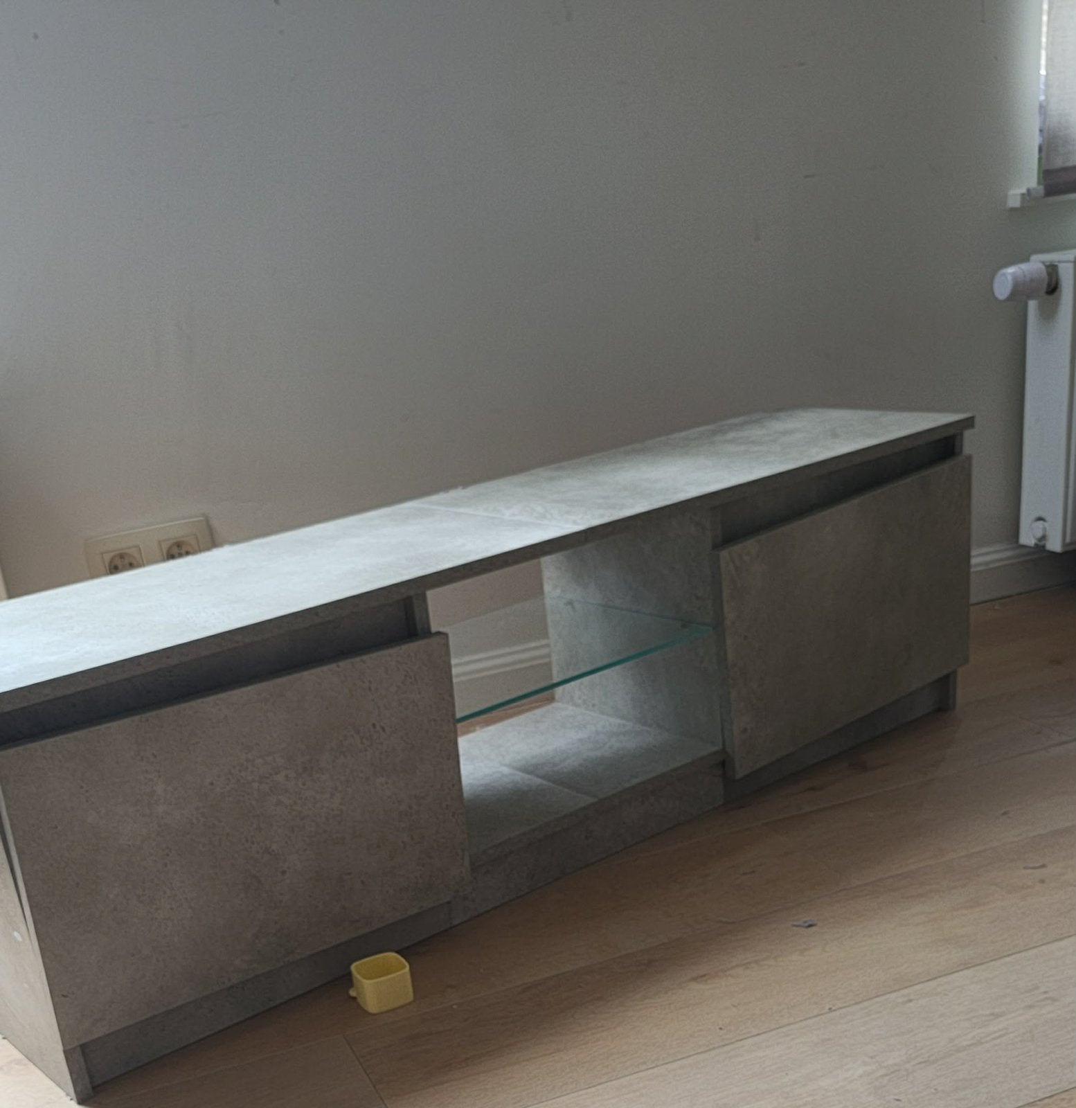 Meuble tv a led, Enlèvement, Comme neuf