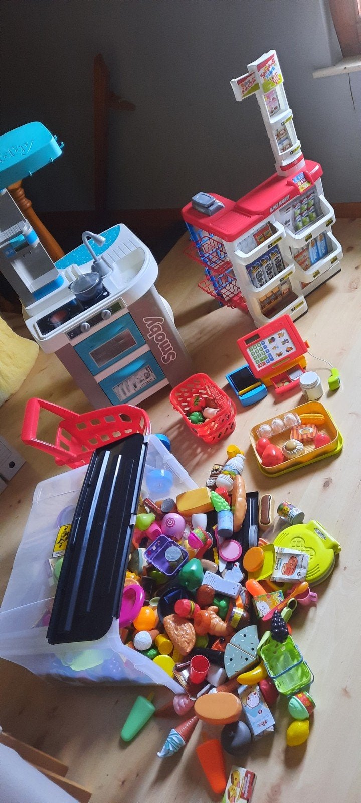 Speelkeuken en winkeltje, Ophalen, Speelkeuken
