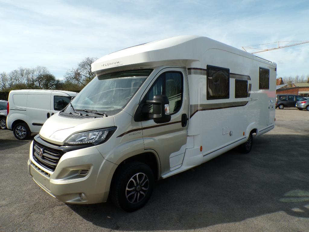 Fleurette Mayflower 730 2.3JTD 3+1 seulement 25 000 km !, Jusqu'à 4, Siège standard, Entreprise, Fiat