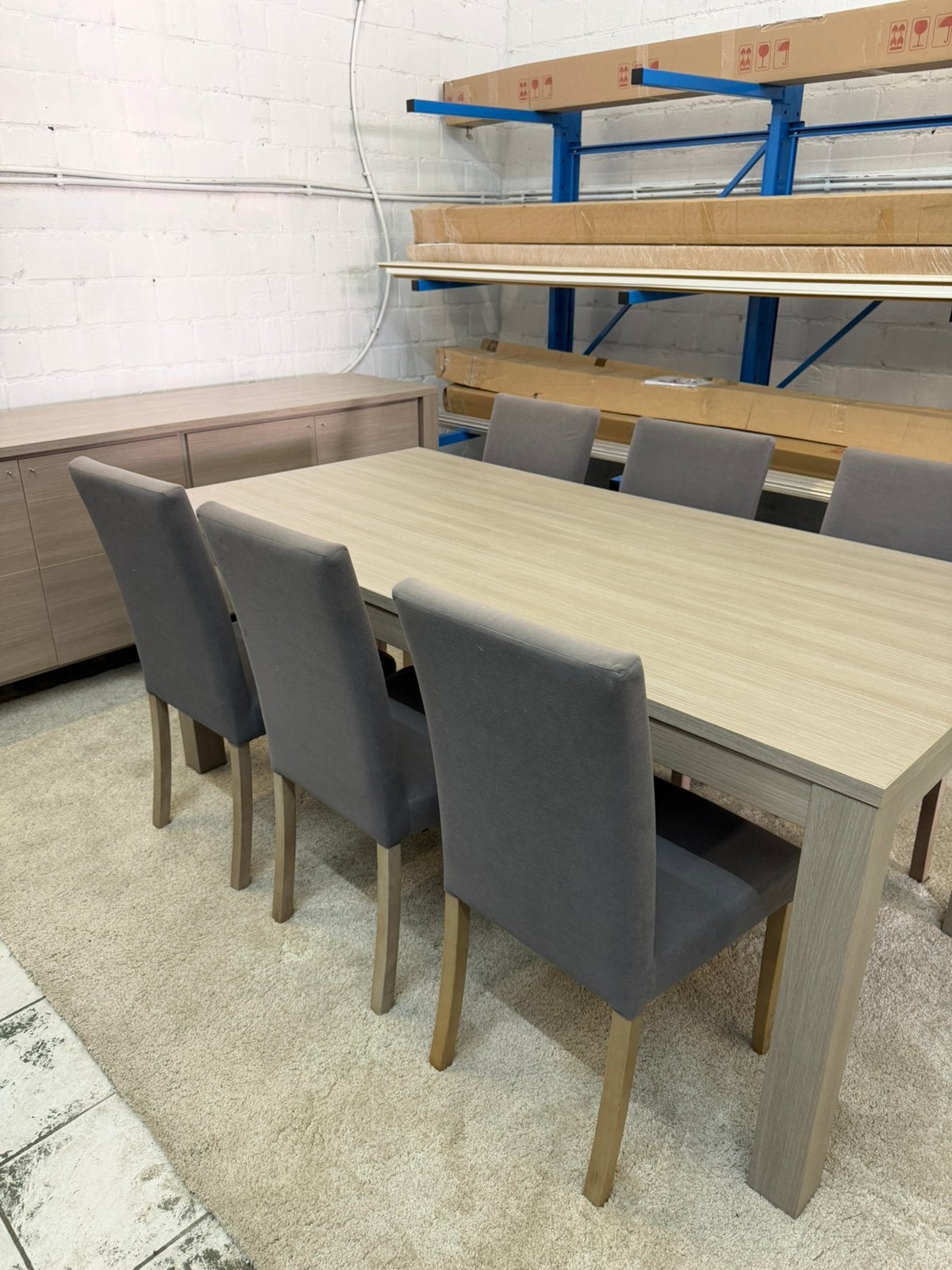Dressoir, tafel en 6 stoelen, Enlèvement, Comme neuf
