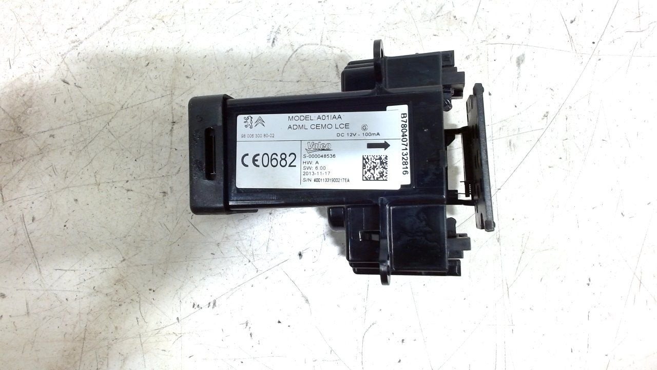 Contactslot Citroën C4, Onderdelen@venauto.nl, Van der Ven Autorecycling B.V., Gebruikt, Ettenseweg 76, 4706 PB Roosendaal, The Netherlands