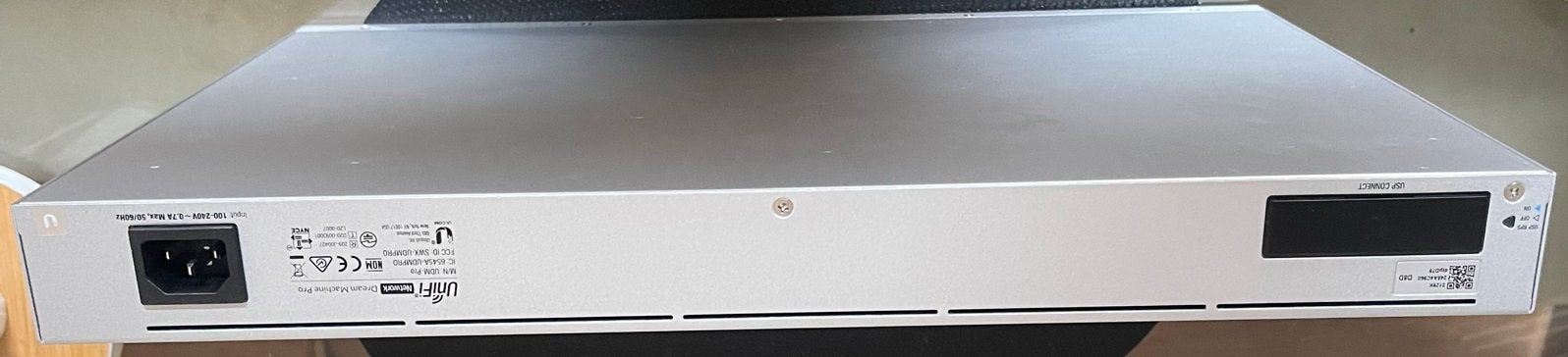 Ubiquiti Udm-Pro, Computers en Software, Ophalen of Verzenden, Gebruikt