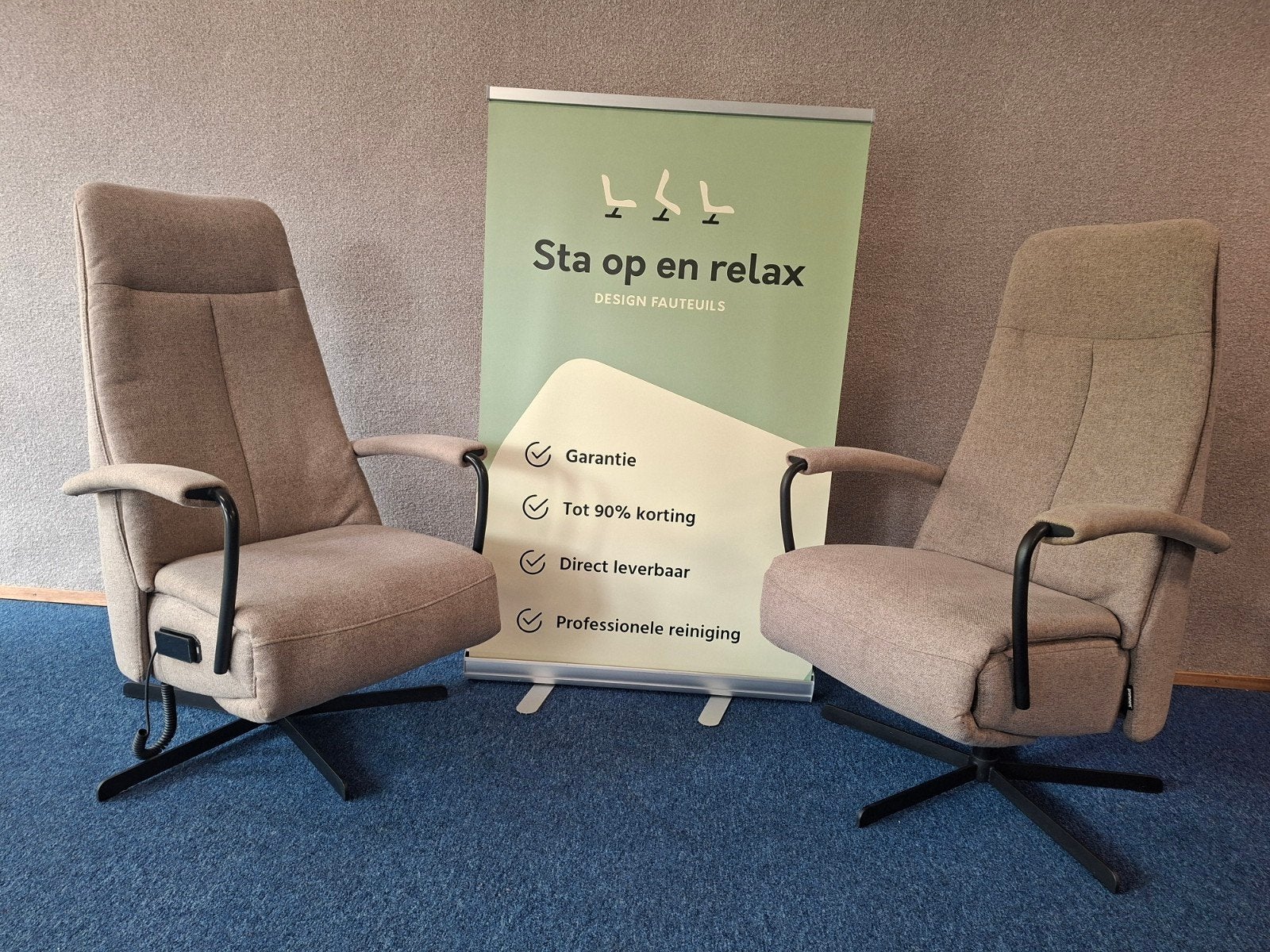 set elektrische relax fauteuils Prominent C102 Als Nieuw!, Ophalen of Verzenden, Stof