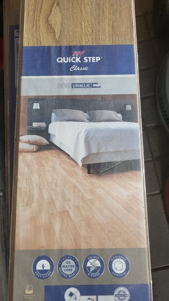 Parquet stratifié Quick-Step Classic (9m²), Maison & Meubles, Ameublement | Revêtements de sol, Neuf, Chêne clair, Parquet, 5 à 10 m²