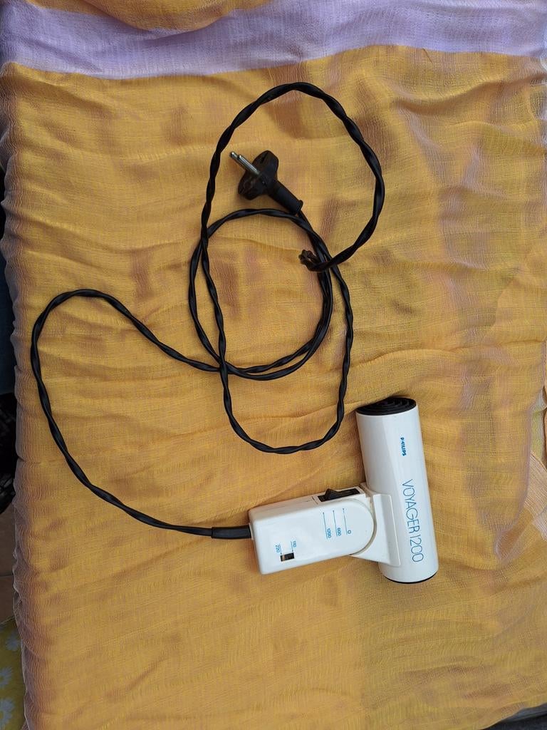 Reis haardroger Voyager 1200 Philips, Ophalen