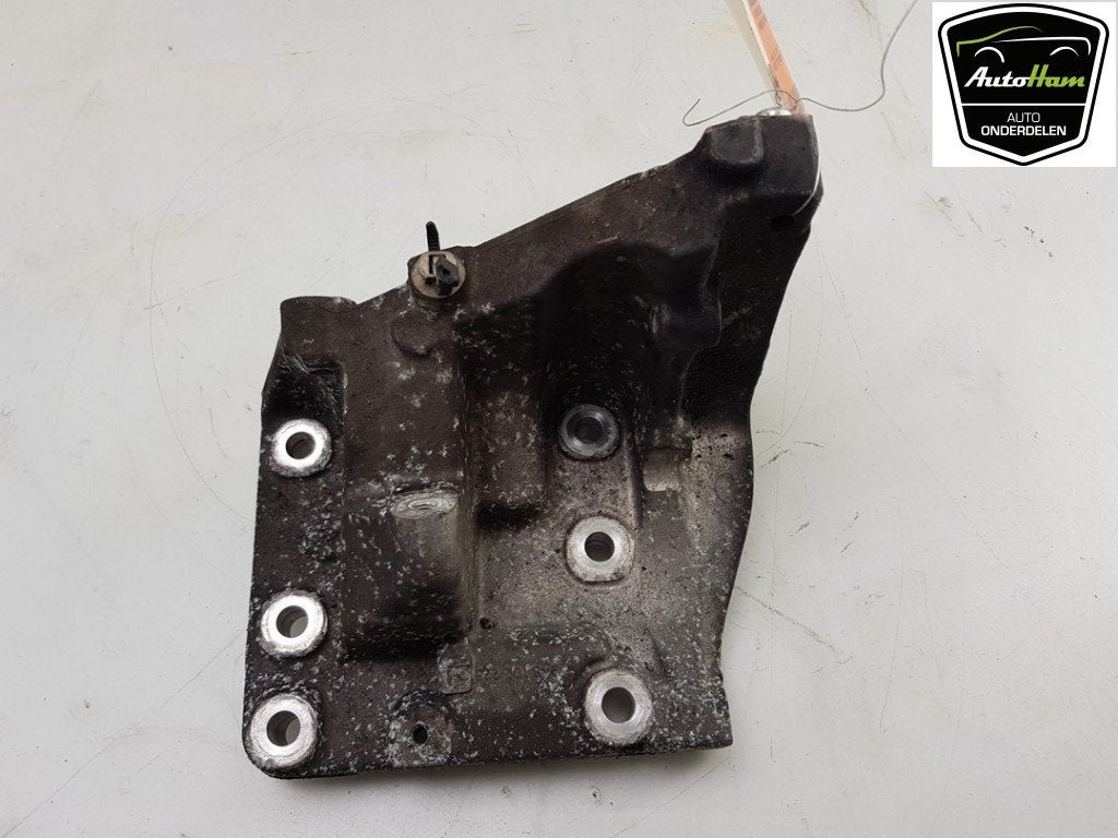 MOTORSTEUN Porsche Panamera (970) (01-2009/12-2016), Gebruikt, Porsche