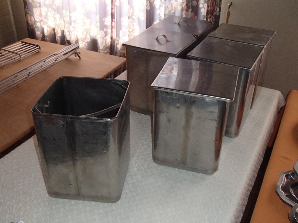 Cuves INOX (n 43), Enlèvement