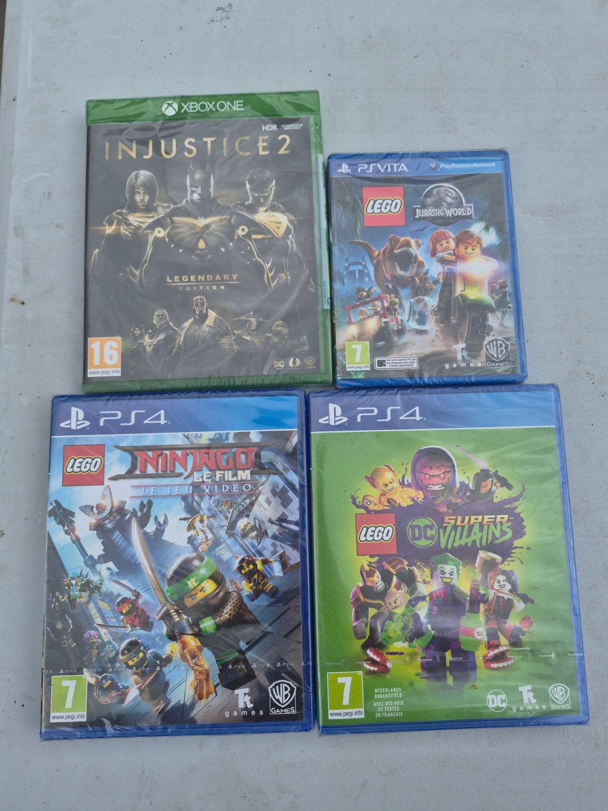 4 jeux xbox ps4 vita, Enlèvement ou Envoi