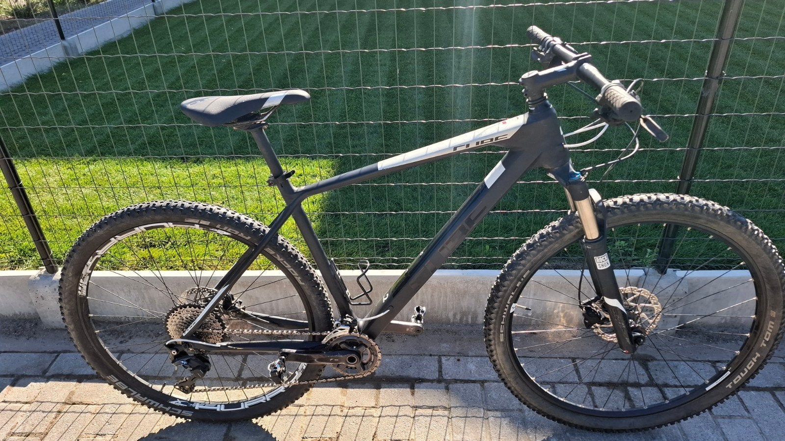 VTT Cube REACTION C:62 full Carbone taille 21, 29inch, Enlèvement